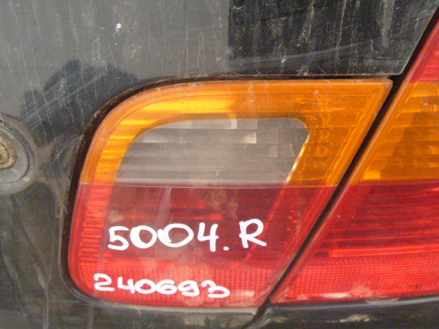 Стоп в крышку багажника  правый
 BMW
 BMW 318
 2003 г.в.,
                                кузов: E46; двигатель: 1,8 бензин;