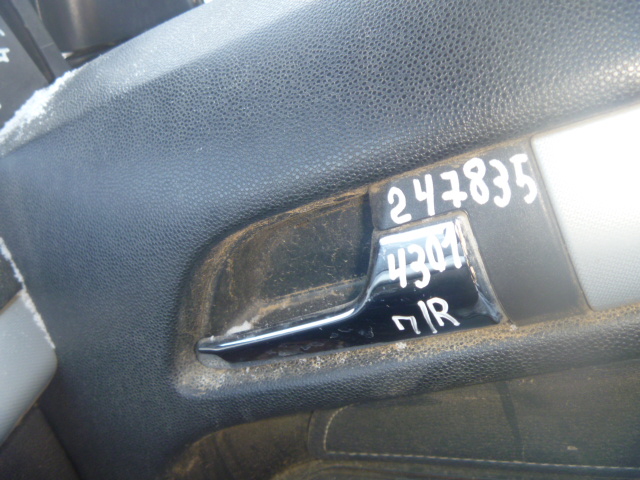 Дверь передняя правая
 Opel
 Astra H
 2006 г.в.,
                                 двигатель: 1,8 бензин;