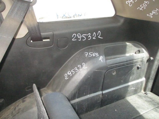 Обшивка багажника боковая нижняя
 SsangYong
 Kyron
 2008 г.в.,
                                 двигатель: 2,0 дизель;