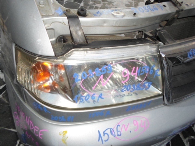 Фара правая
 Mazda
 Bongo Friendee
 2001 г.в.,
                                кузов: SGEW; двигатель: FE;