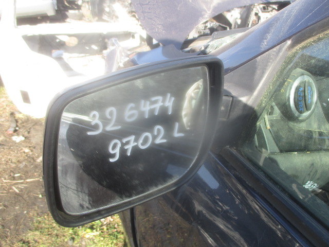 Зеркало левое
 VAZ
 VAZ Lada Kalina
 2014 г.в.,
                                кузов: 2194; двигатель: 1,6 бензин / 21126;