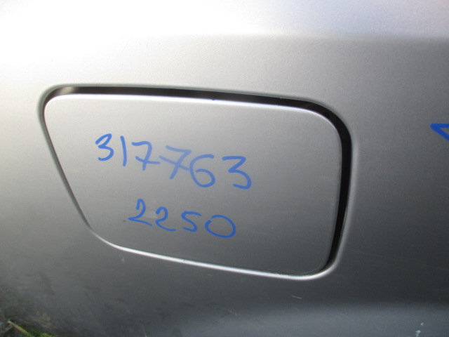 Лючок бензобака
 Cadilac
 Cadillac CTS
 2003 г.в.,
                                 двигатель: 3,2 бензин;