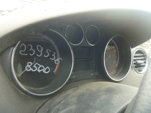 Спидометр / табло / доска приборная
 Peugeot
 Peugeot 308
 2010 г.в.,
                                 двигатель: 1,6 бензин;
