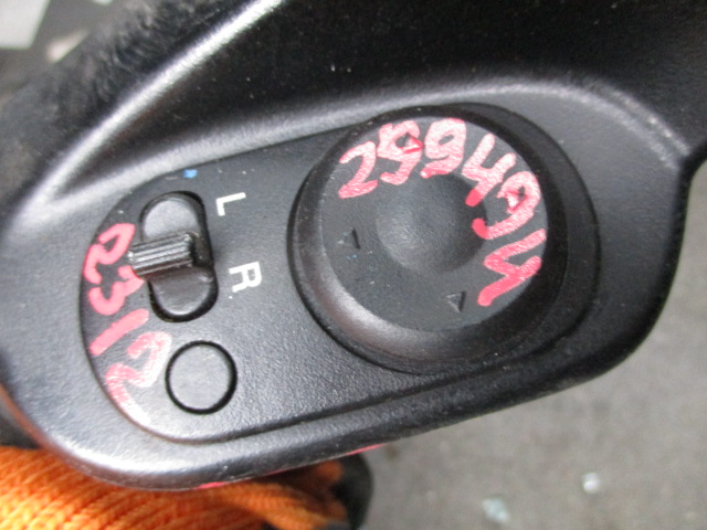 Управление зеркалами
 Chevrolet
 Lacetti
 2012 г.в.,
                                 двигатель: F14D3 / 1.4 бензин;