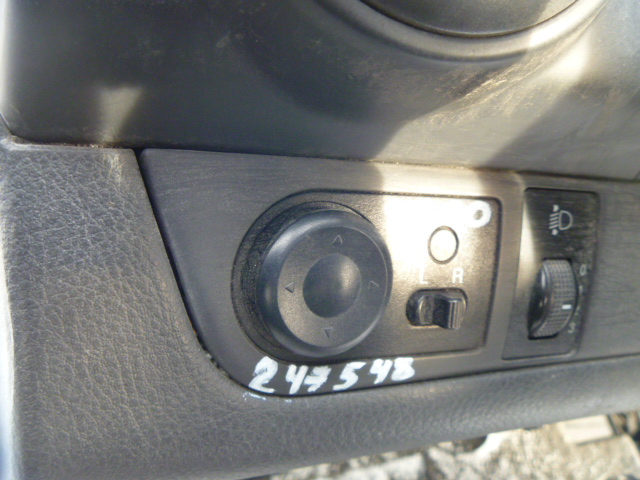 Управление зеркалами
 Chevrolet
 Aveo
 2009 г.в.,
                                кузов: T250; двигатель: 1,4 бензин;