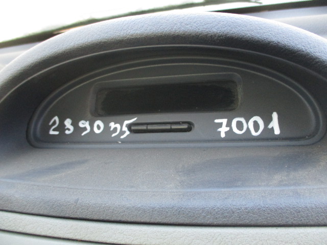 Часы Renault Symbol 2006 г.в.,
                                 двигатель: 1,4 бензин;