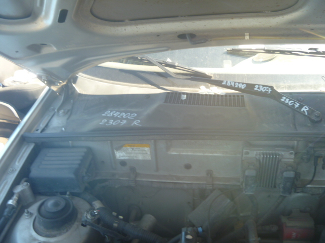 Решетка дворников
 Chevrolet
 Lanos
 2009 г.в.,
                                кузов: T100; двигатель: 1,5 бензин;