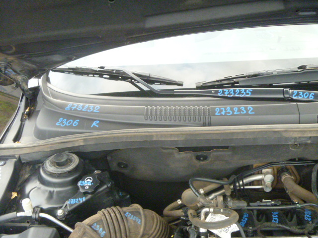Решетка дворников
 Chevrolet
 Cruze
 2011 г.в.,
                                 двигатель: 1,8 бензин /  Z18;