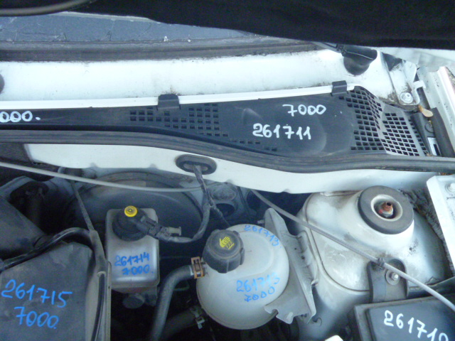 Решетка дворников
 Renault
 Logan
 2012 г.в.,
                                 двигатель: 1,6 бензин;