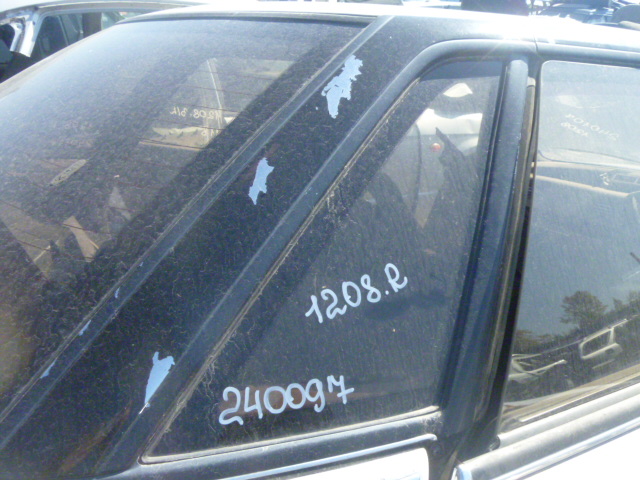 Форточка кузова задняя  правая
 Subaru
 Legacy
 1992 г.в.,
                                кузов: BCA; двигатель: EJ20;