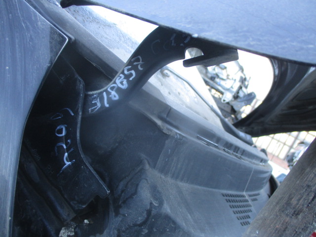 Шарнир капота Hyundai Grand Starex 2007 г.в.,
                                 двигатель: 2,5 T дизель;