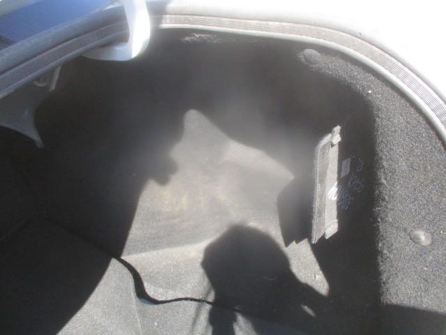 Обшивка багажника правая
 VAZ
 VAZ Lada Granta
 2014 г.в.,
                                кузов: 2190; двигатель: 1,6 бензин / 11183;