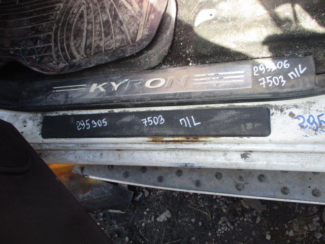 Накладка порога передняя левая декоративная
 SsangYong
 Kyron
 2008 г.в.,
                                 двигатель: 2,0 дизель;