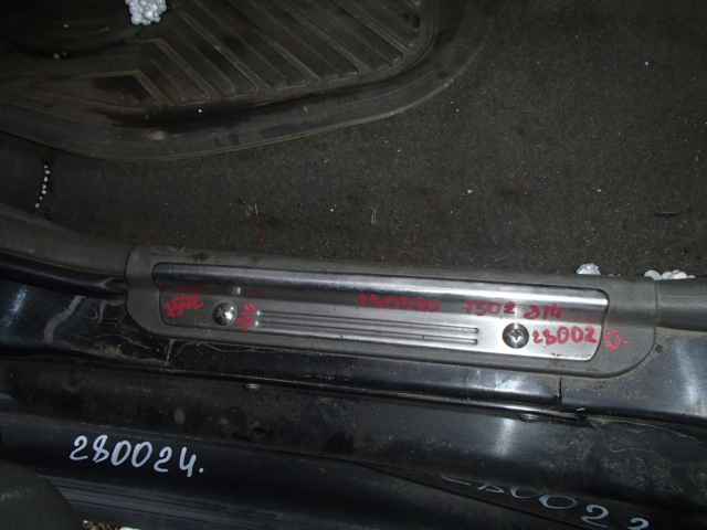 Накладка порога задняя левая декоративная
 SsangYong
 Musso Sport
 2004 г.в.,
                                 двигатель: 2,9 T дизель;