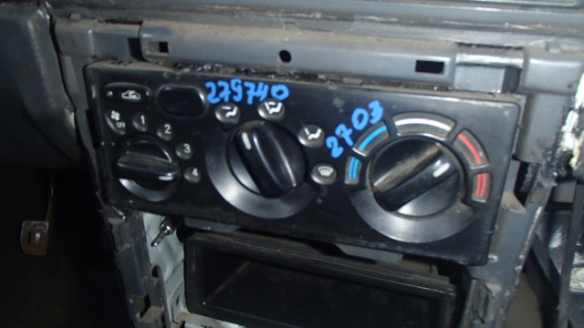 Управление климатической установкой / управление печкой
 Daewoo
 Nexia
 2005 г.в.,
                                 двигатель: 1,5 бензин;