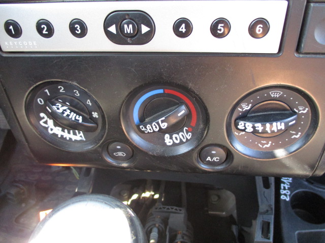 Управление климатической установкой / управление печкой
 Ford
 Fusion
 2005 г.в.,
                                 двигатель: 1,6 бензин;