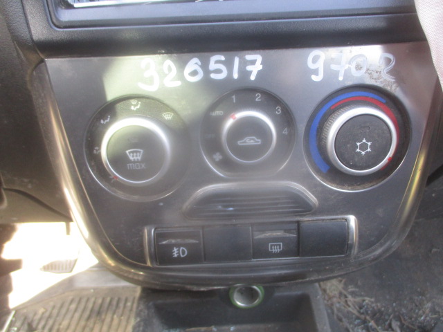 Управление климатической установкой / управление печкой VAZ VAZ Lada Calina 2014 г.в.,
                                кузов: 2194; двигатель: 1,6 бензин / 21126;