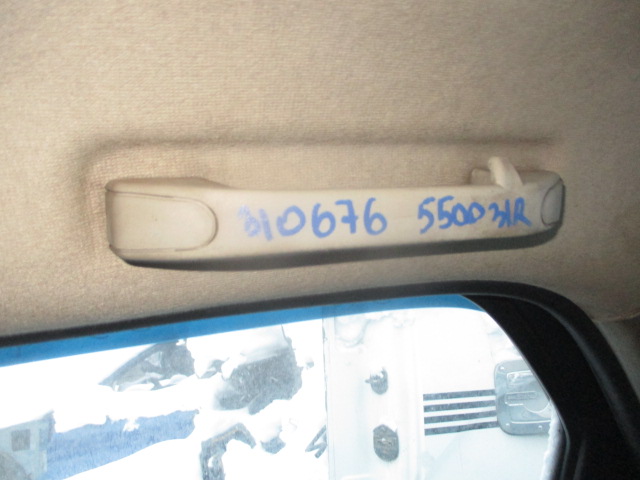 Ручка потолочная
 Fiat
 Albea
 2010 г.в.,
                                 двигатель: 1,4 бензин;