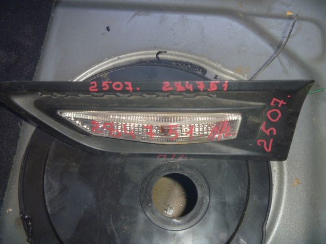 Повторитель на крыло левый
 Kia
 Soul
 2010 г.в.,
                                 двигатель: 1,6 бензин;