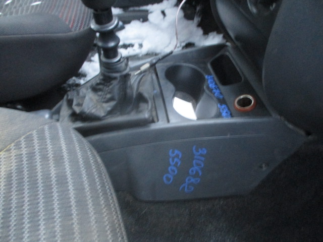 Консоль панели КПП
 Fiat
 Albea
 2010 г.в.,
                                 двигатель: 1,4 бензин;