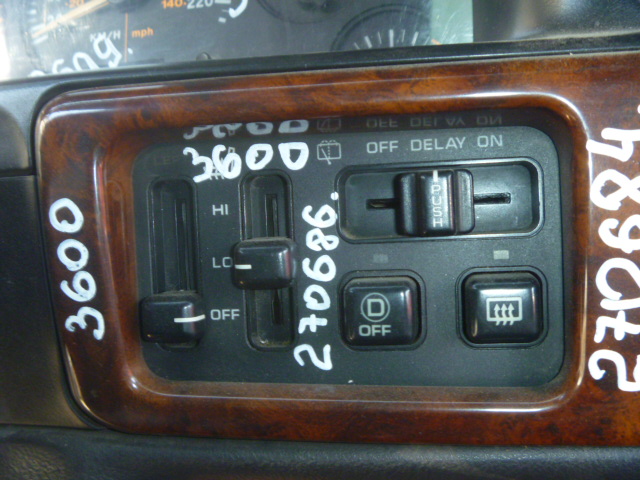 Управление климатической установкой / управление печкой Jeep Grand Cherokee 1997 г.в.,
                                 двигатель: 5,2 бензин;