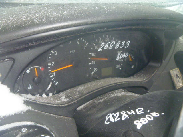 Спидометр / табло / доска приборная
 Ford
 Focus 1
 2005 г.в.,
                                кузов: Focus 1; двигатель: 1,8 бензин;