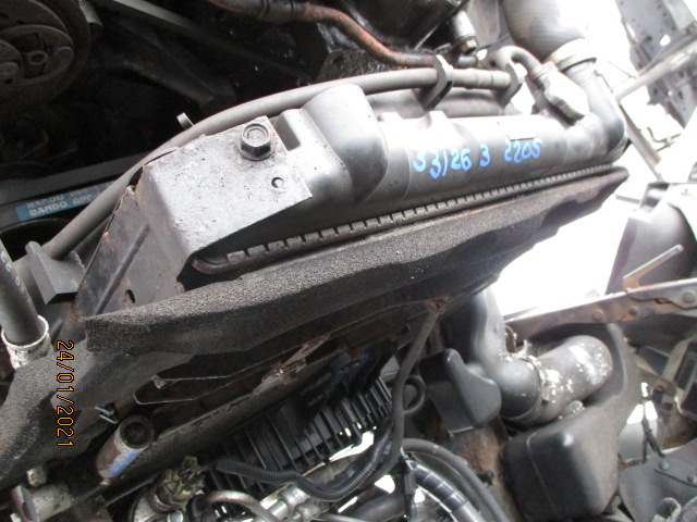Радиатор охлаждения
 Isuzu
 Elf
 2004 г.в.,
                                кузов: NKR81; двигатель: 4HL1;