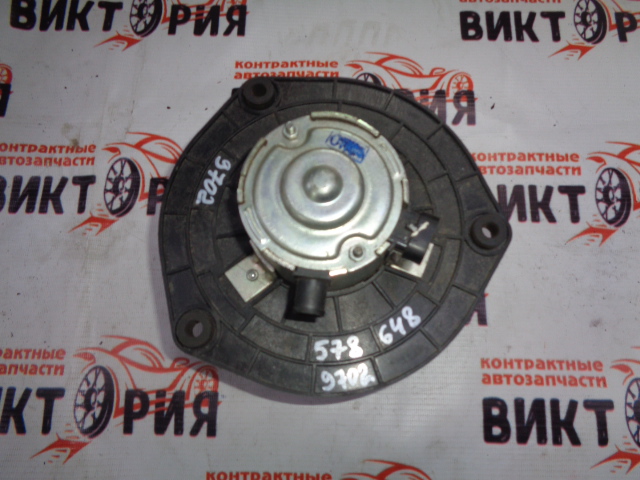 Моторчик печки
 VAZ
 VAZ Lada Kalina
 2014 г.в.,
                                кузов: 2194; 
