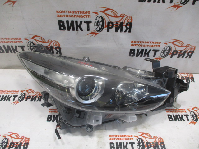 Фара правая
 Mazda
 Axela
 2018 г.в.,
                                кузов: BM6FJ; двигатель: Z6-VE;