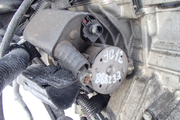 Стартер
 Volkswagen
 Touran
 2004 г.в.,
                                 двигатель: 2,0 бензин;
