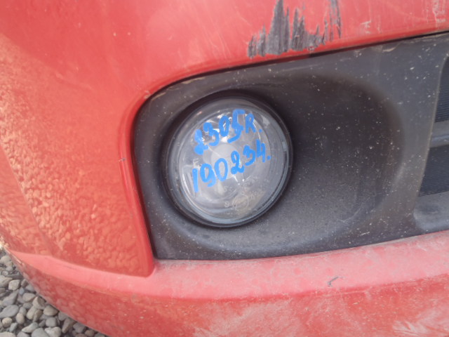 Туманка правая / фара противотуманная
 Chevrolet
 Cruze
 2003 г.в.,
                                кузов: HR52S; двигатель: M13A;