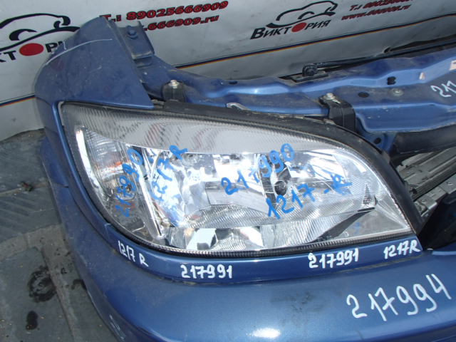 Фара правая
 Subaru
 Traviq
 2001 г.в.,
                                кузов: XM220; двигатель: Z22;