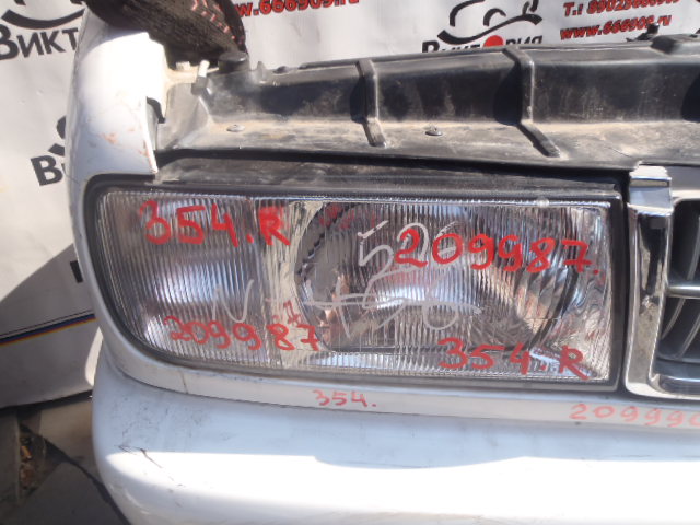 Фара правая
 Nissan
 Cedric
 1993 г.в.,
                                кузов: PY32; двигатель: VG30E;