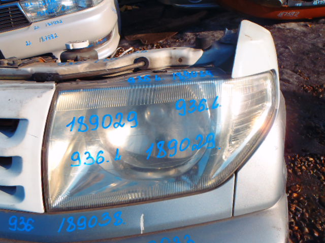 Фара левая
 Mitsubishi
 Pajero iO
 1999 г.в.,
                                кузов: H76W; двигатель: 4G93;