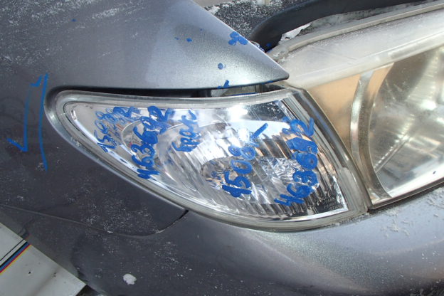 Габарит правый
 Mazda
 Premacy
 2001 г.в.,
                                кузов: CP8W; двигатель: FP-DE;