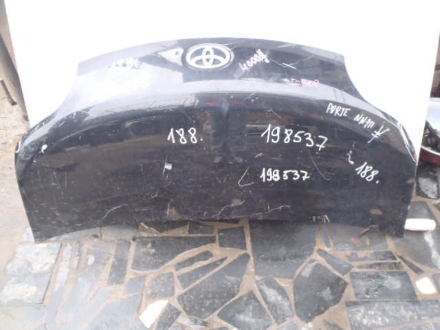 Капот
 Toyota
 Porte
 2005 г.в.,
                                кузов: NNP10; 