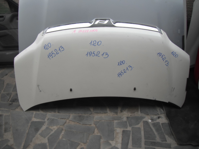 Капот
 Toyota
 Noah
 2002 г.в.,
                                кузов: AZR60G; 