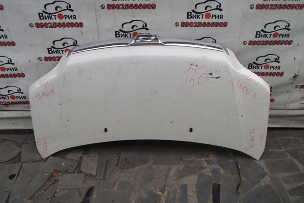 Капот
 Toyota
 Noah
 2003 г.в.,
                                кузов: AZR60G; 