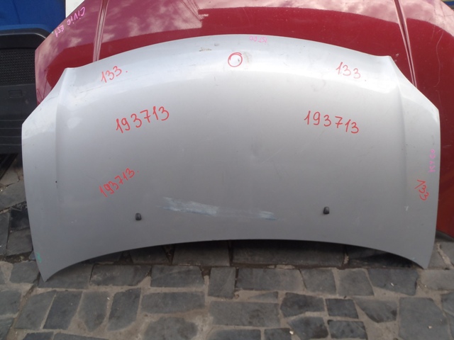 Капот
 Toyota
 Ist
 2002 г.в.,
                                кузов: NCP60; 