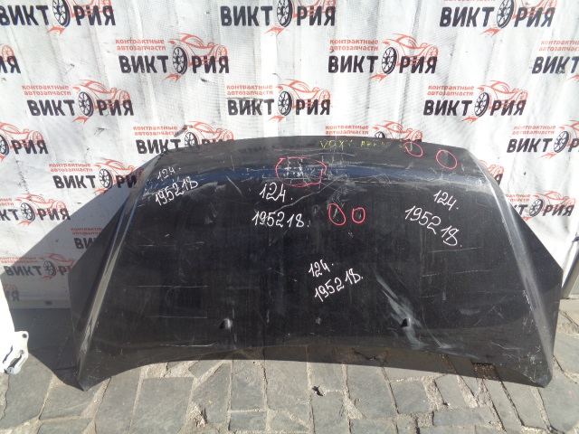 Капот
 Toyota
 Voxy
 2003 г.в.,
                                кузов: AZR60G; 