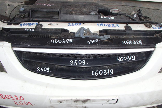 Решетка радиатора
 Kia
 Shuma
 2002 г.в.,
                                 двигатель: 1,6 бензин;